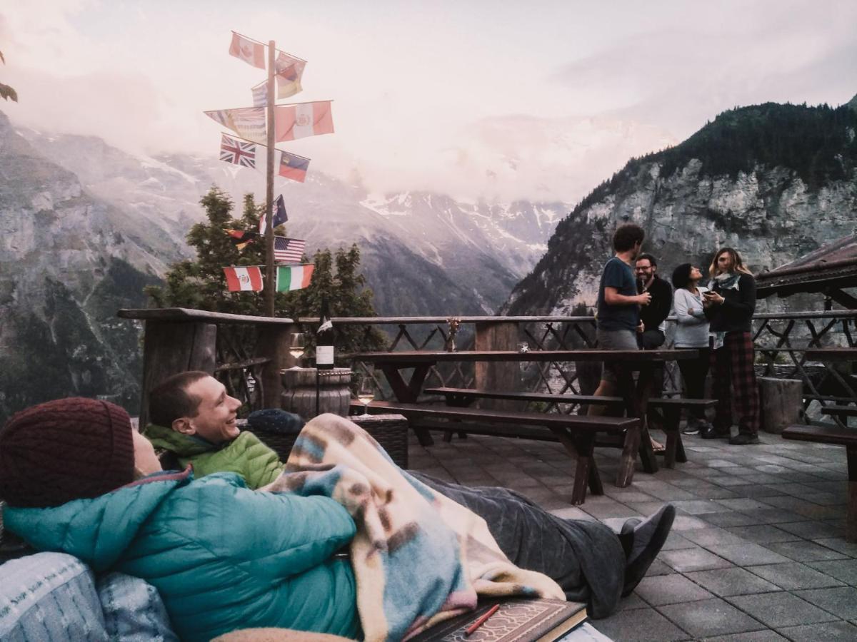 Mountain Hostel Gimmelwald Eksteriør billede