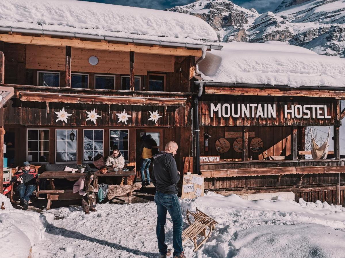 Mountain Hostel Gimmelwald Eksteriør billede